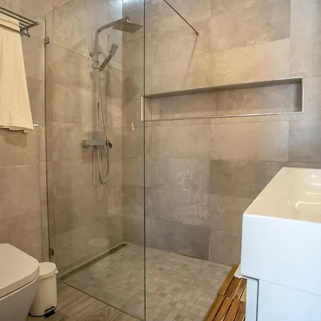 Casa Covo - Superb House, Sea Views And Pool