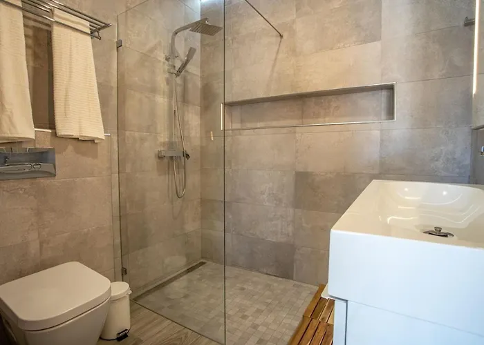 Casa Covo - Superb House, Sea Views And Pool