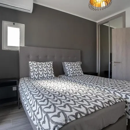 Casa Covo - Superb House, Sea Views And Pool *